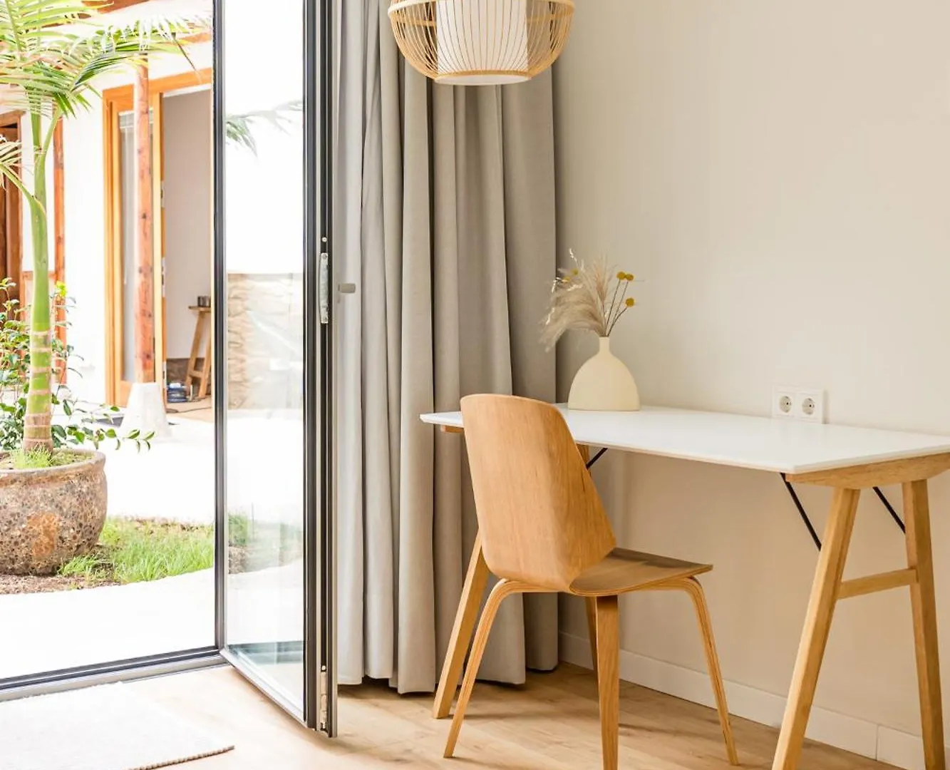 Laguna Cool Living Сан-Кристобаль-де-Ла-Лагуна Отель