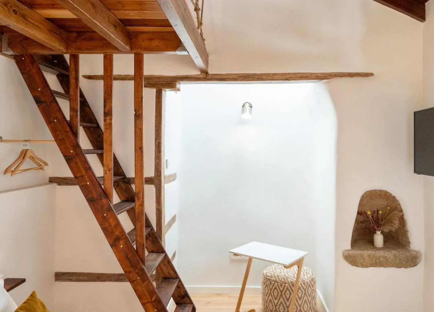 Отель Laguna Cool Living Сан-Кристобаль-де-Ла-Лагуна Испания